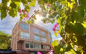 Hotel santa fe plaza sucursal HBP